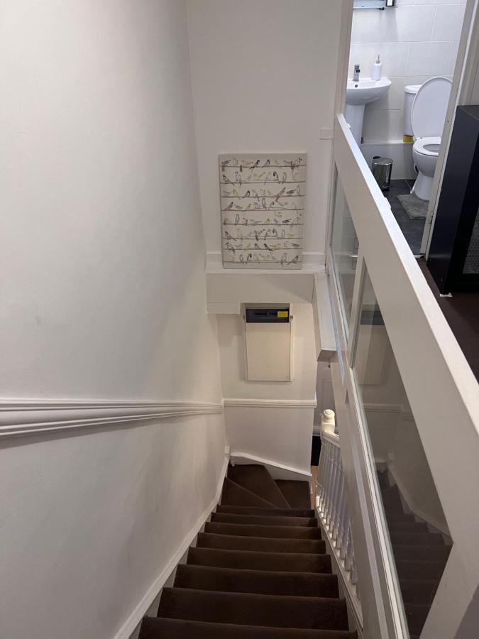 Exford Court Room 2 ลอนดอน ภายนอก รูปภาพ